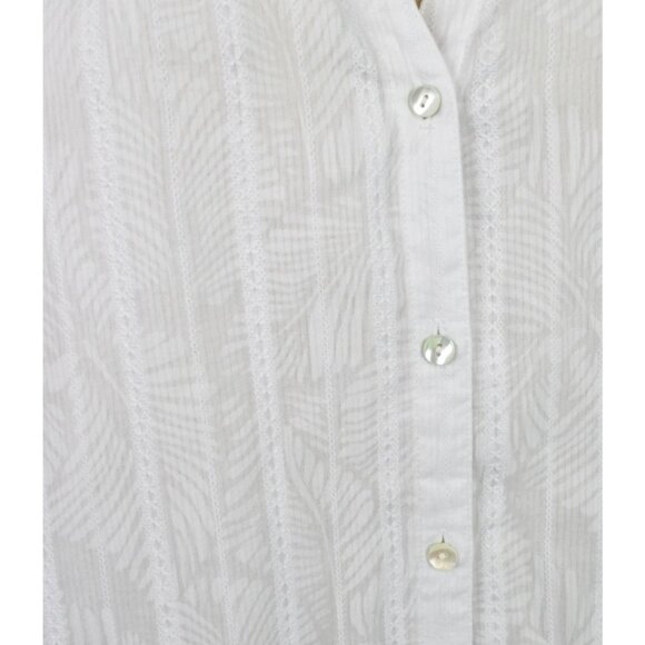 TOMMY BAHAMA ILLUSION FROND WHITE BUTTON UP TOP - Picture 5 of 9